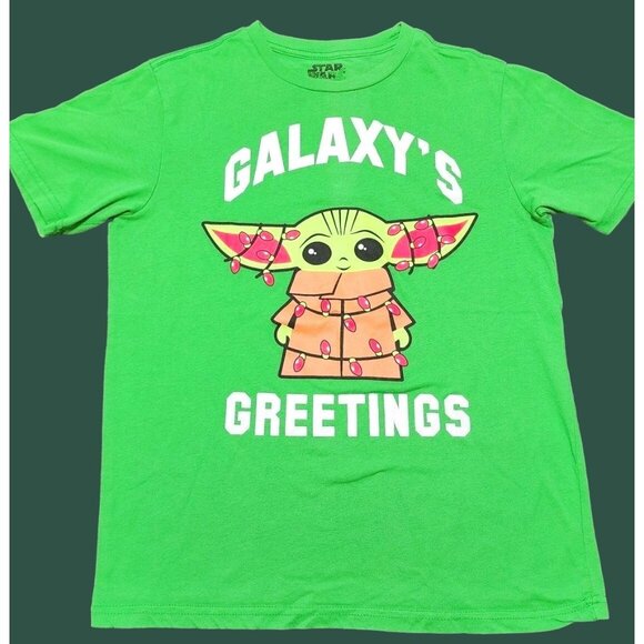 Star Wars Galaxys Greetings Baby Yoda Adult  Small T-Shirt Green Christmas Holid - Picture 1 of 10